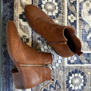 Savaii women’s brown ankle boots